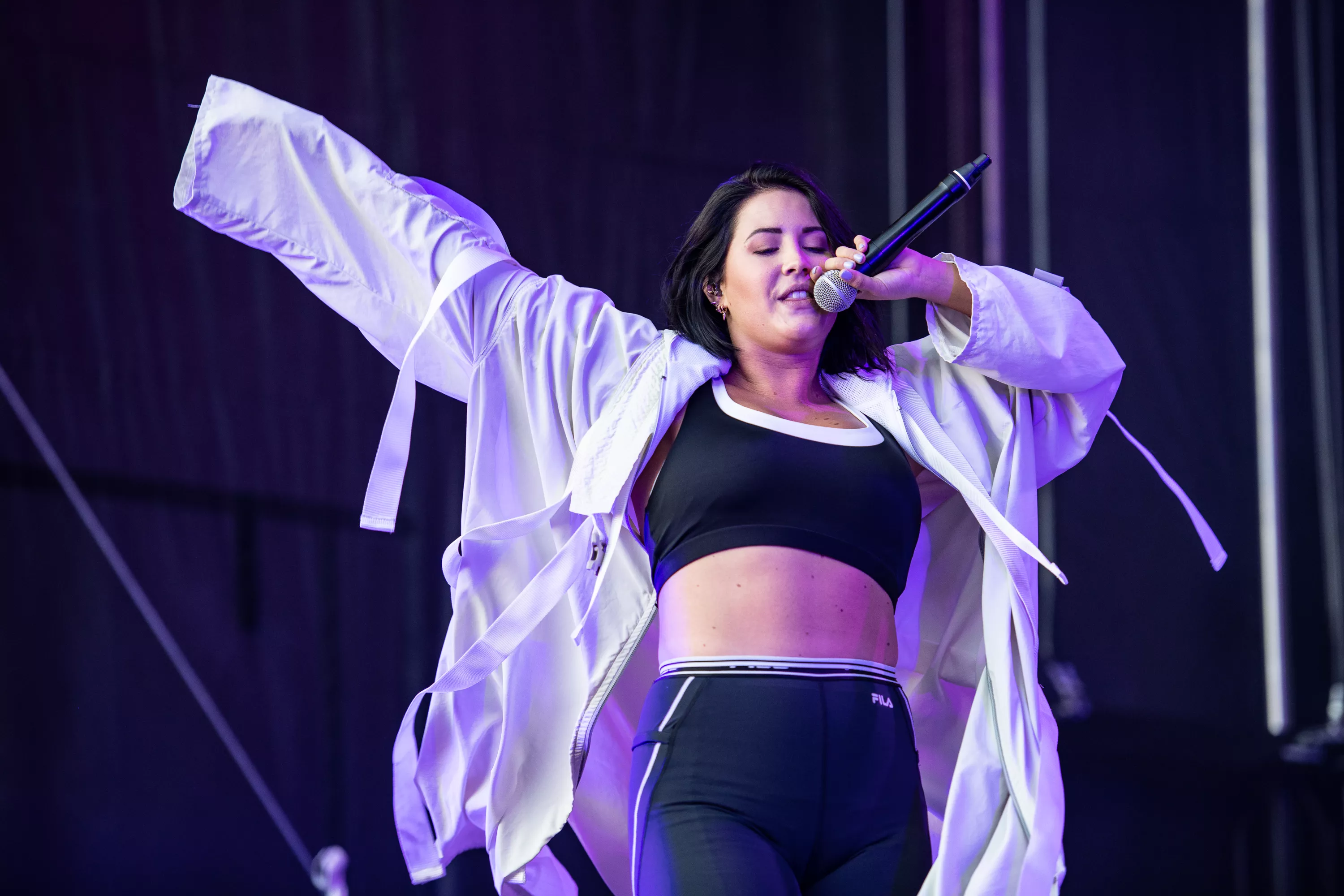 Häxprocess och vårkänslor när nya singlar avhandlas