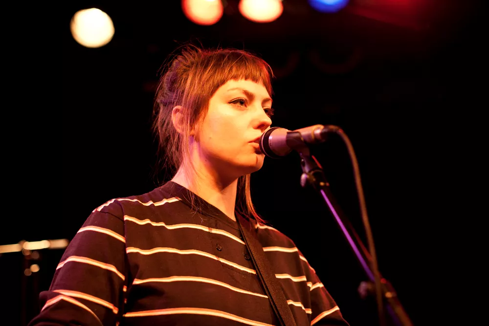 Solblekt, nytändning, sakral intimitet