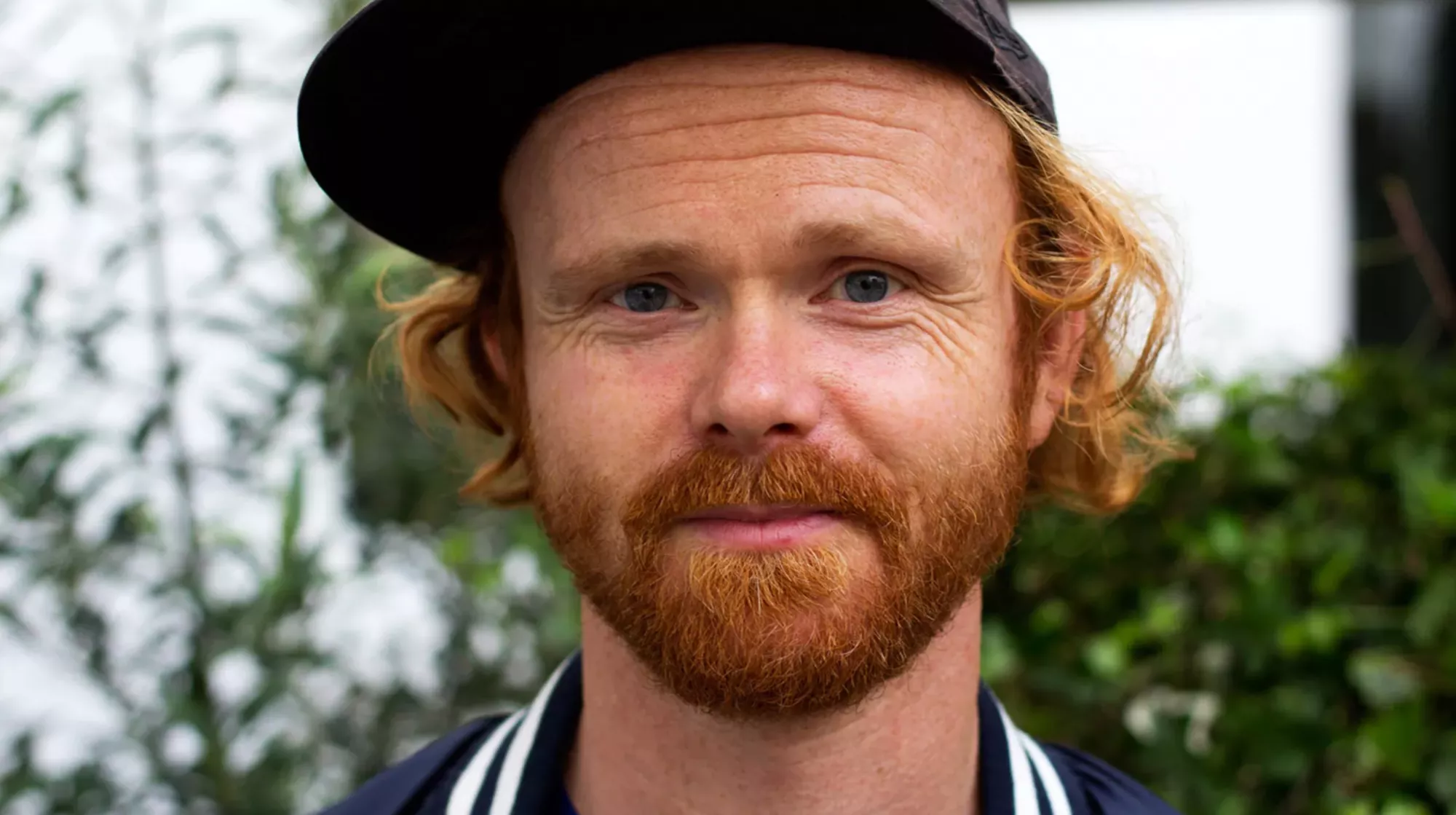 Ravi slipper ny vinyl av gammel klassiker