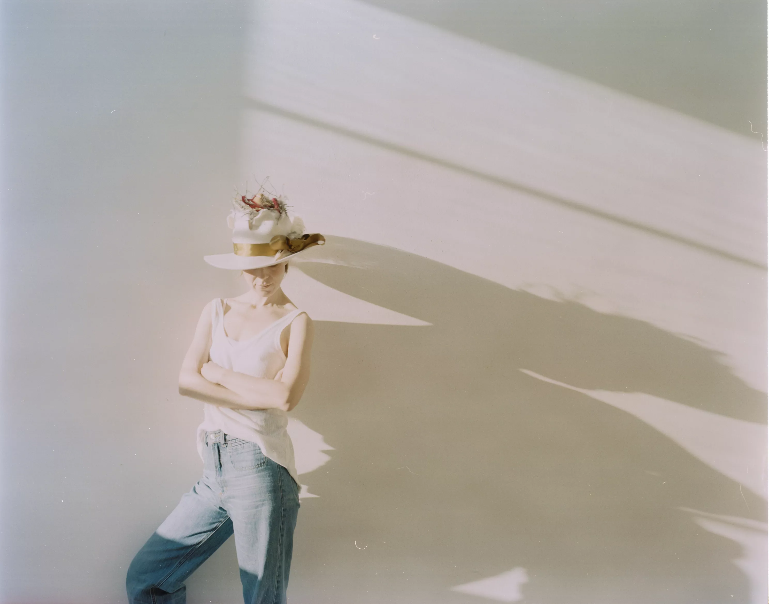 Anna Järvinen släpper samling och vårturné