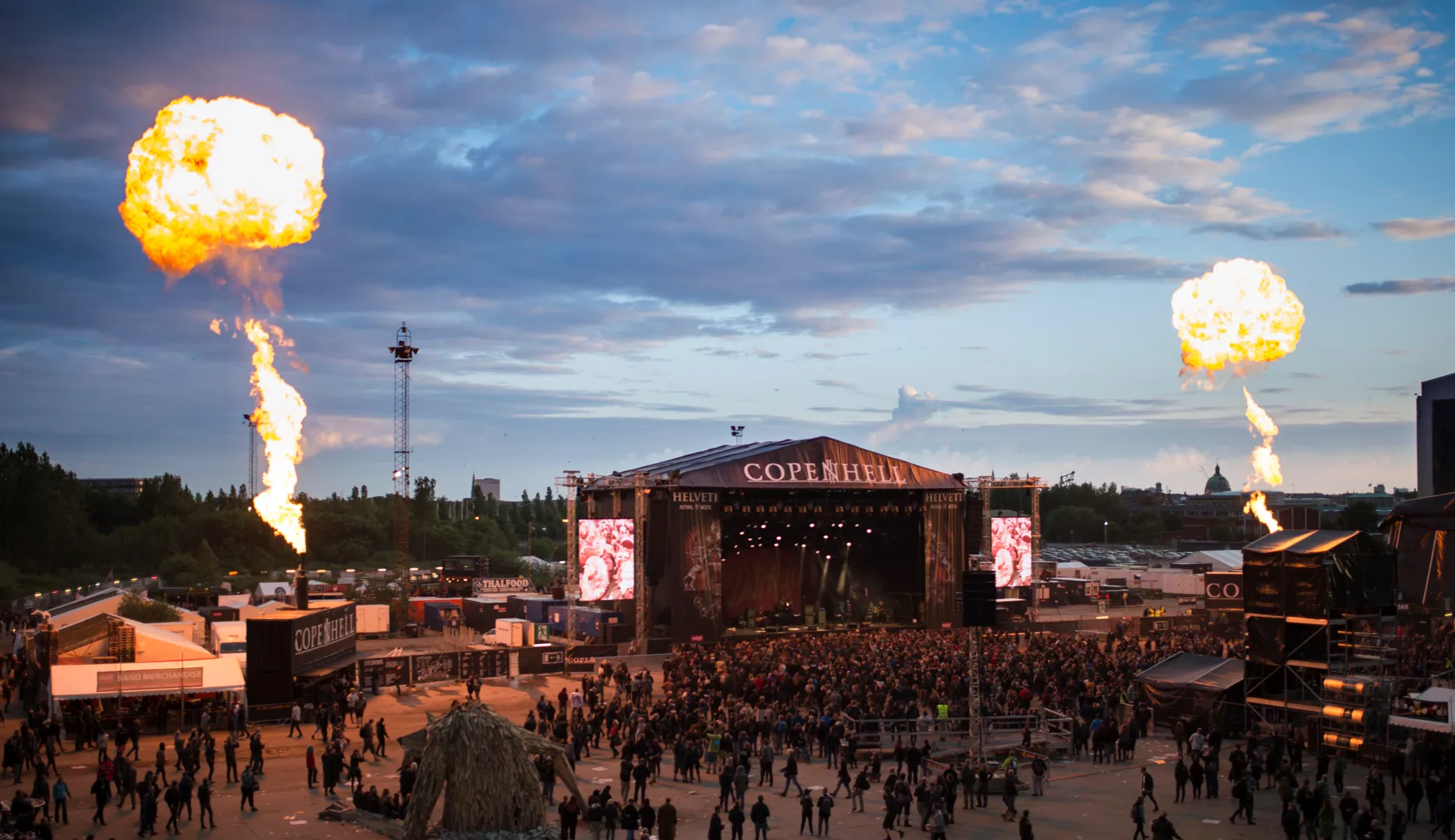 Se masser af anmeldelser og billeder fra Copenhell – lørdag 