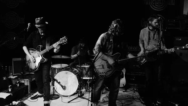 Tyrants And Kings inviterer til live-optagelse