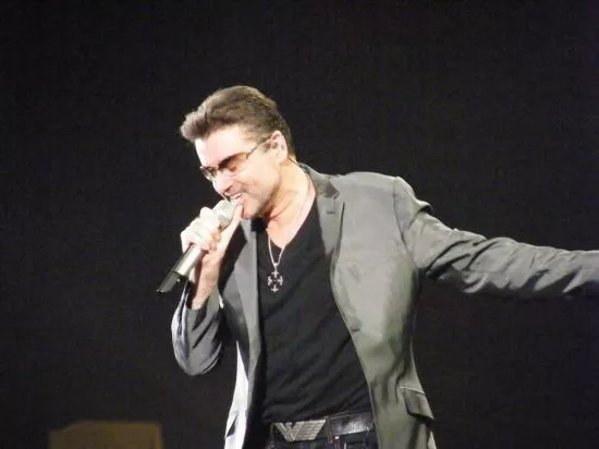 George Michael forærer julesang væk