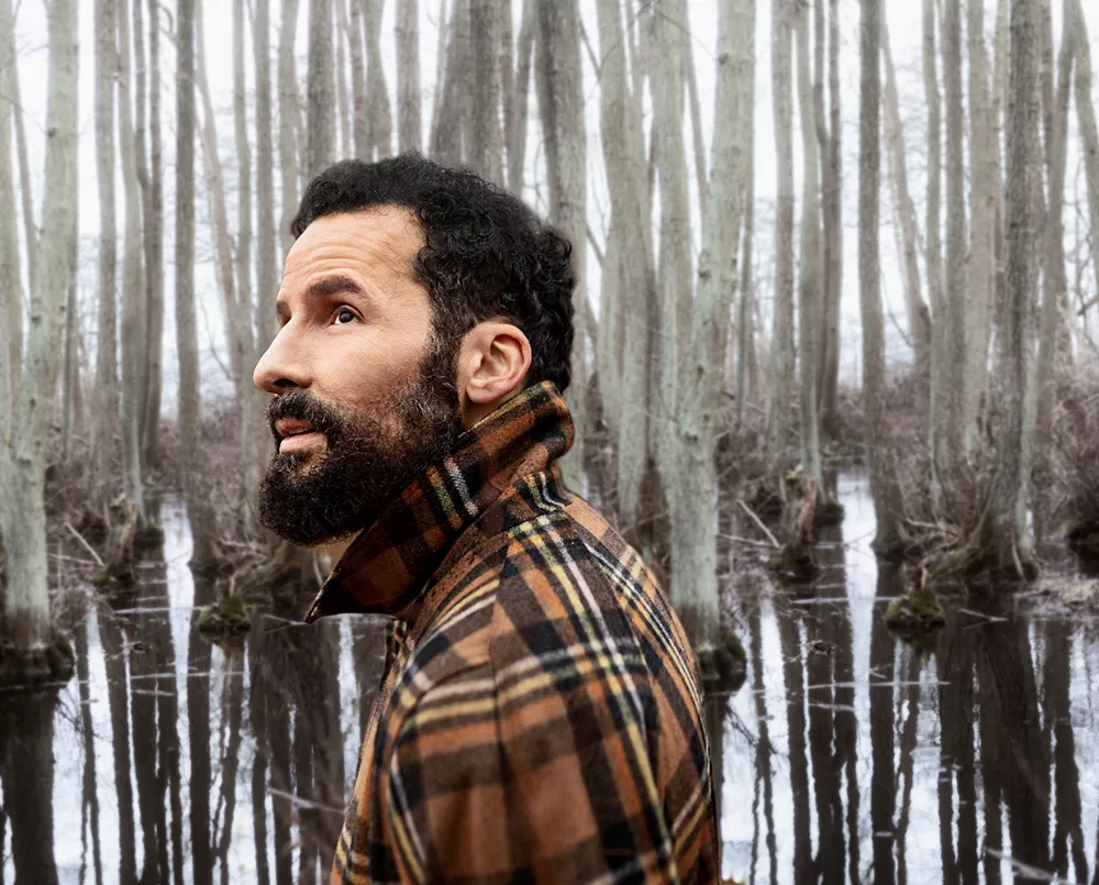 Ny bog om Isam B udkommer fredag