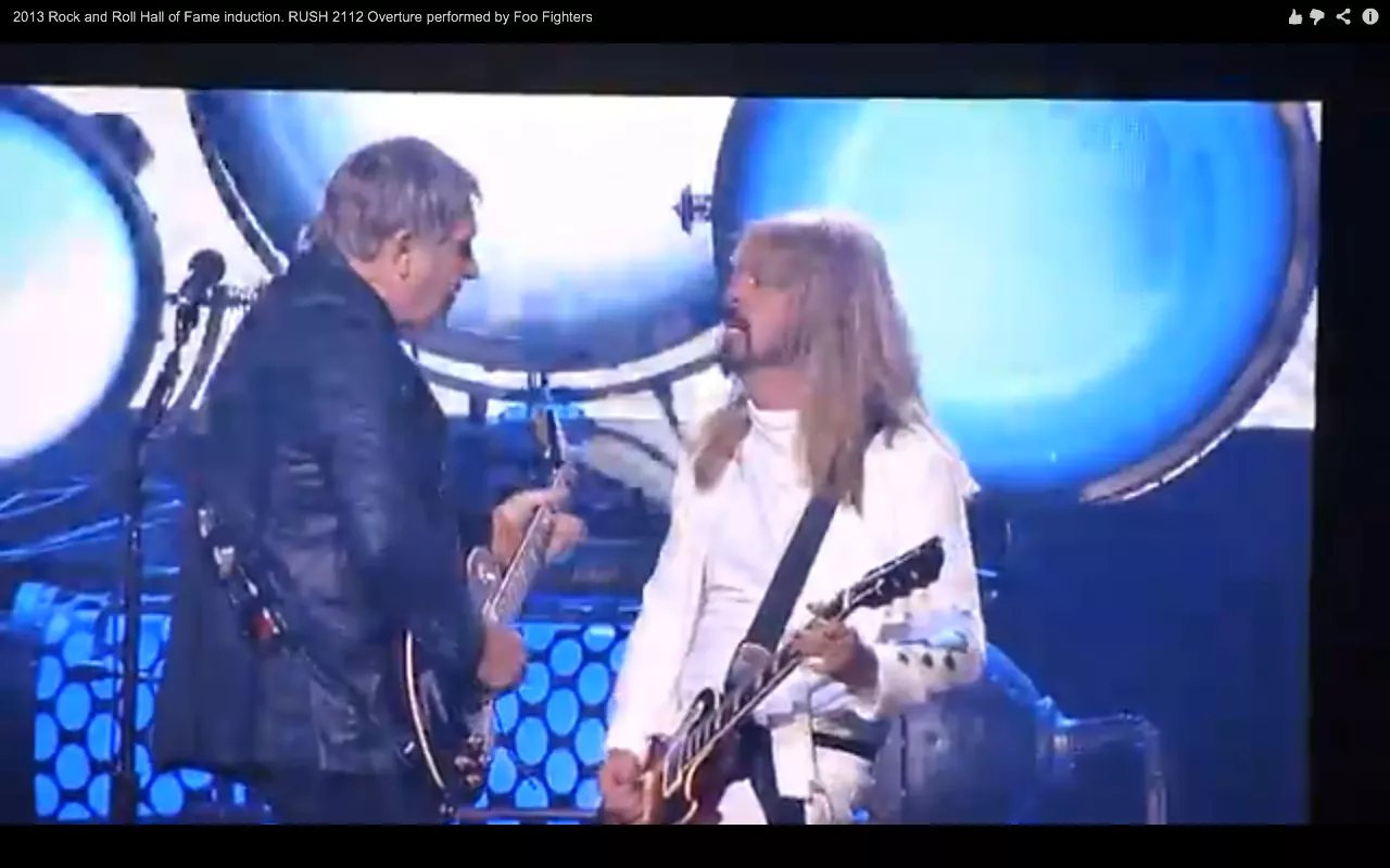 Se Foo Fighters spela − utklädda till Rush