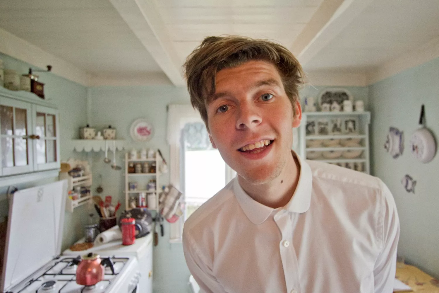 Norsk visesanger med nakenvideo