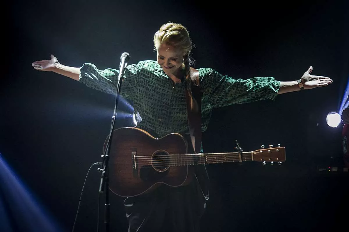 Tina Dickow bygger bro mellem Island og Aarhus