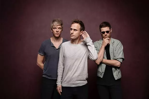 Folkeklubben giver deres største indendørs koncert til dato