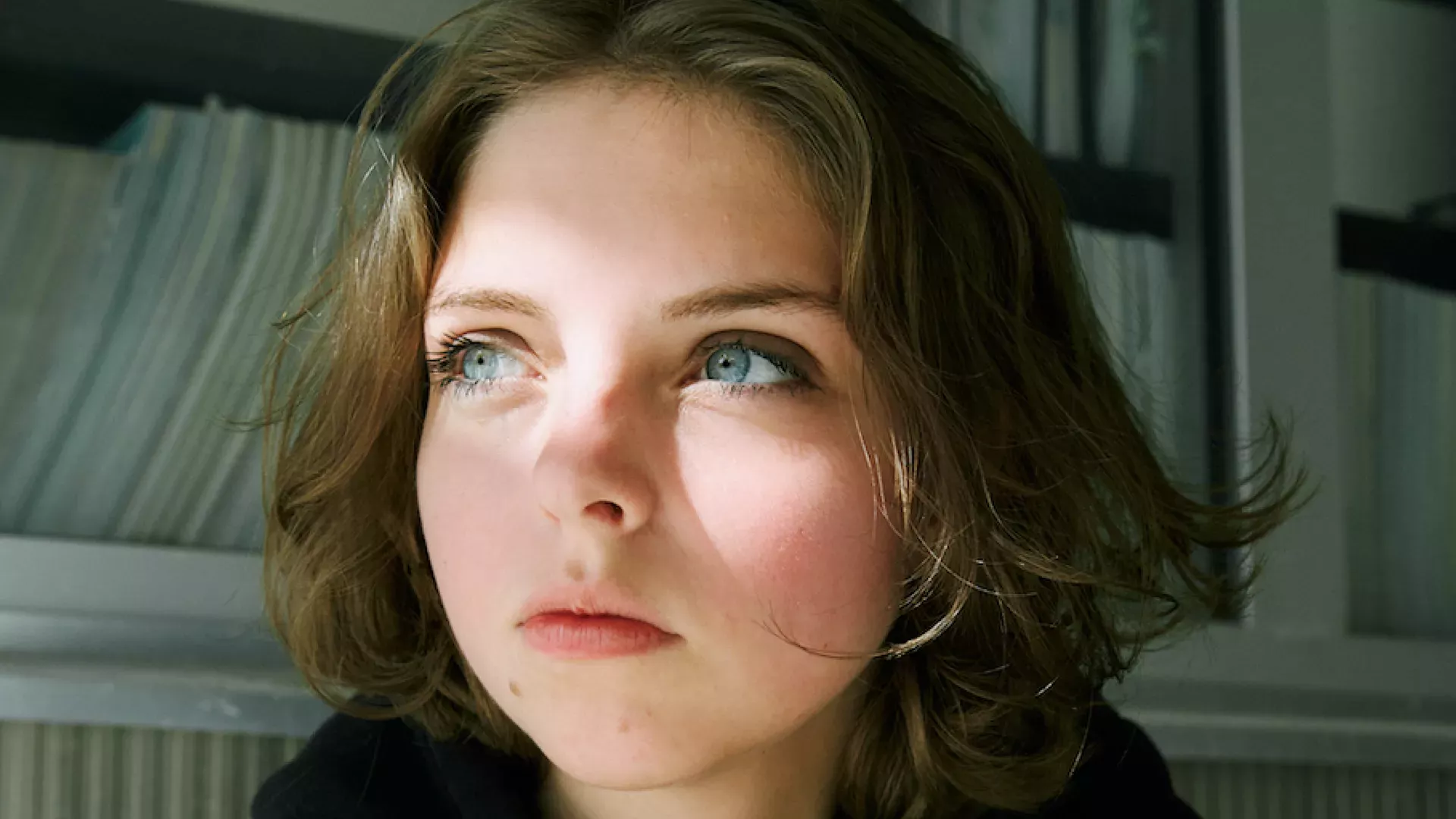 Esther spelar på Eden den 6 juli.