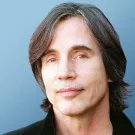 Jackson Browne sagsøger John McCain