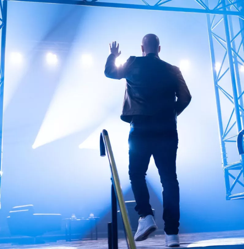 Netflix gör TV-serie om Spotifys resa till framgång – han spelar Daniel Ek