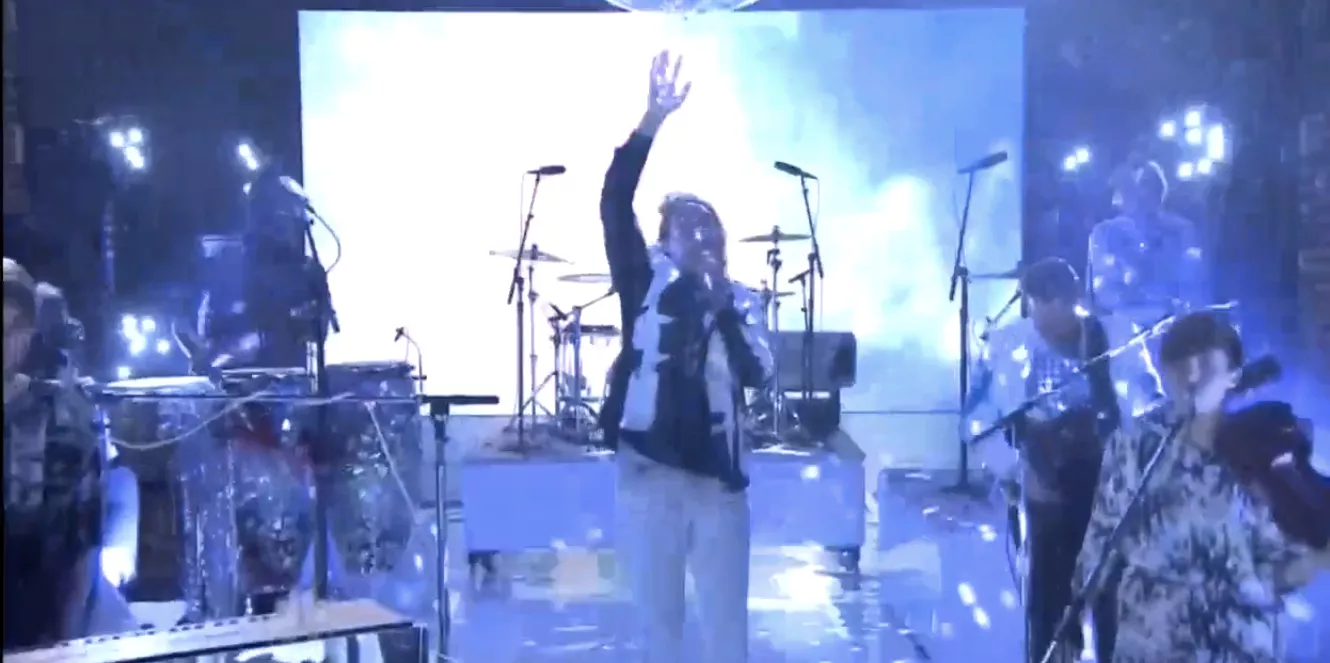 Se Arcade Fire optræde hos Jimmy Fallon