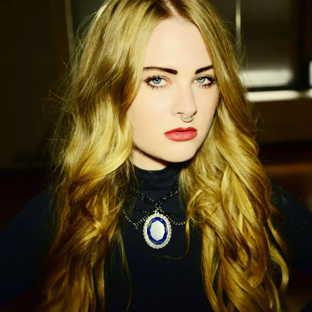 LÅTPREMIÄR: Raindear – Prison Bed