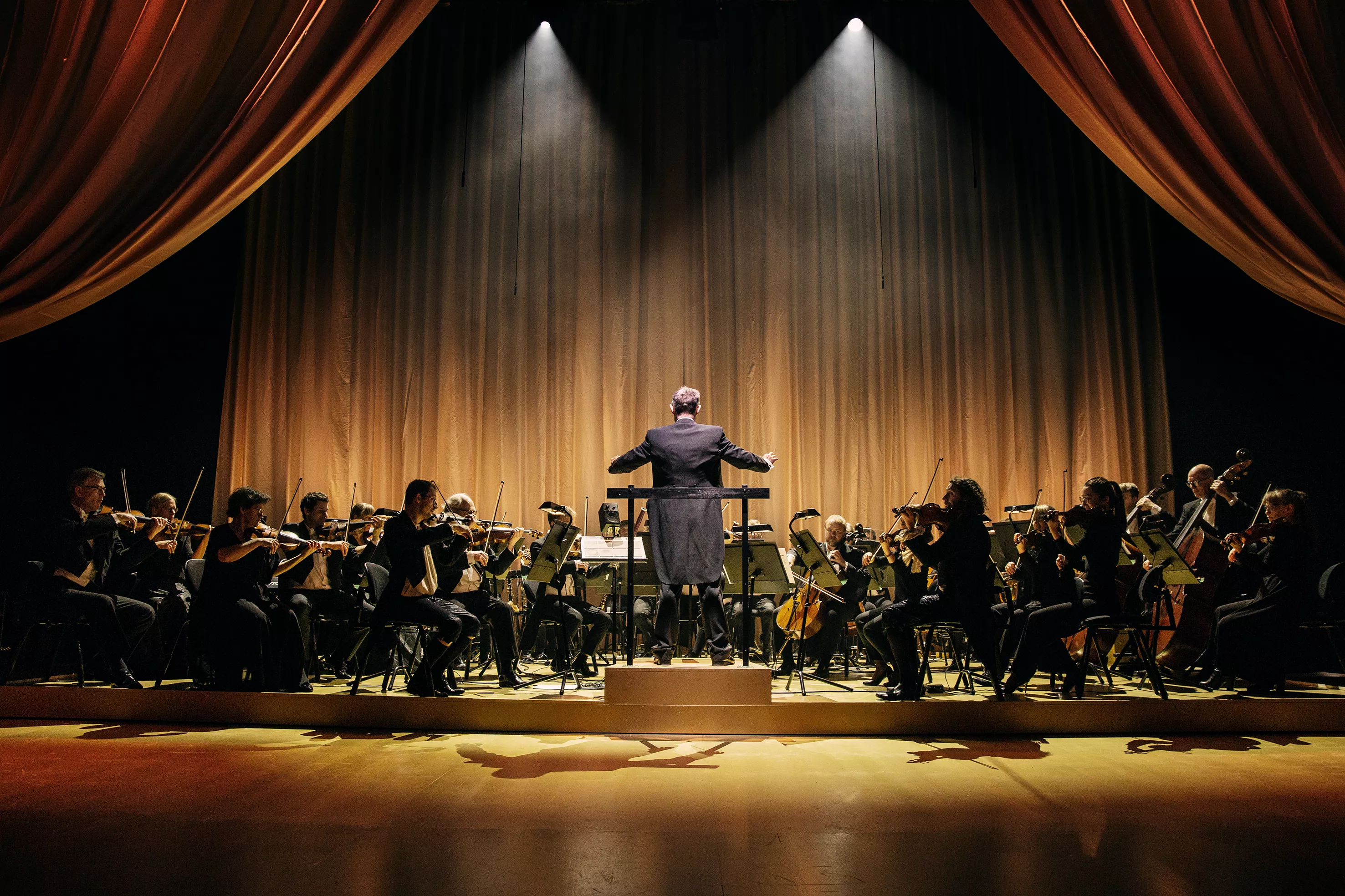 Varslet gällde bland annat produktionen av Amadeus på Kulturhuset Stadsteatern i Stockholm, som nu kan fortsätta enligt plan.