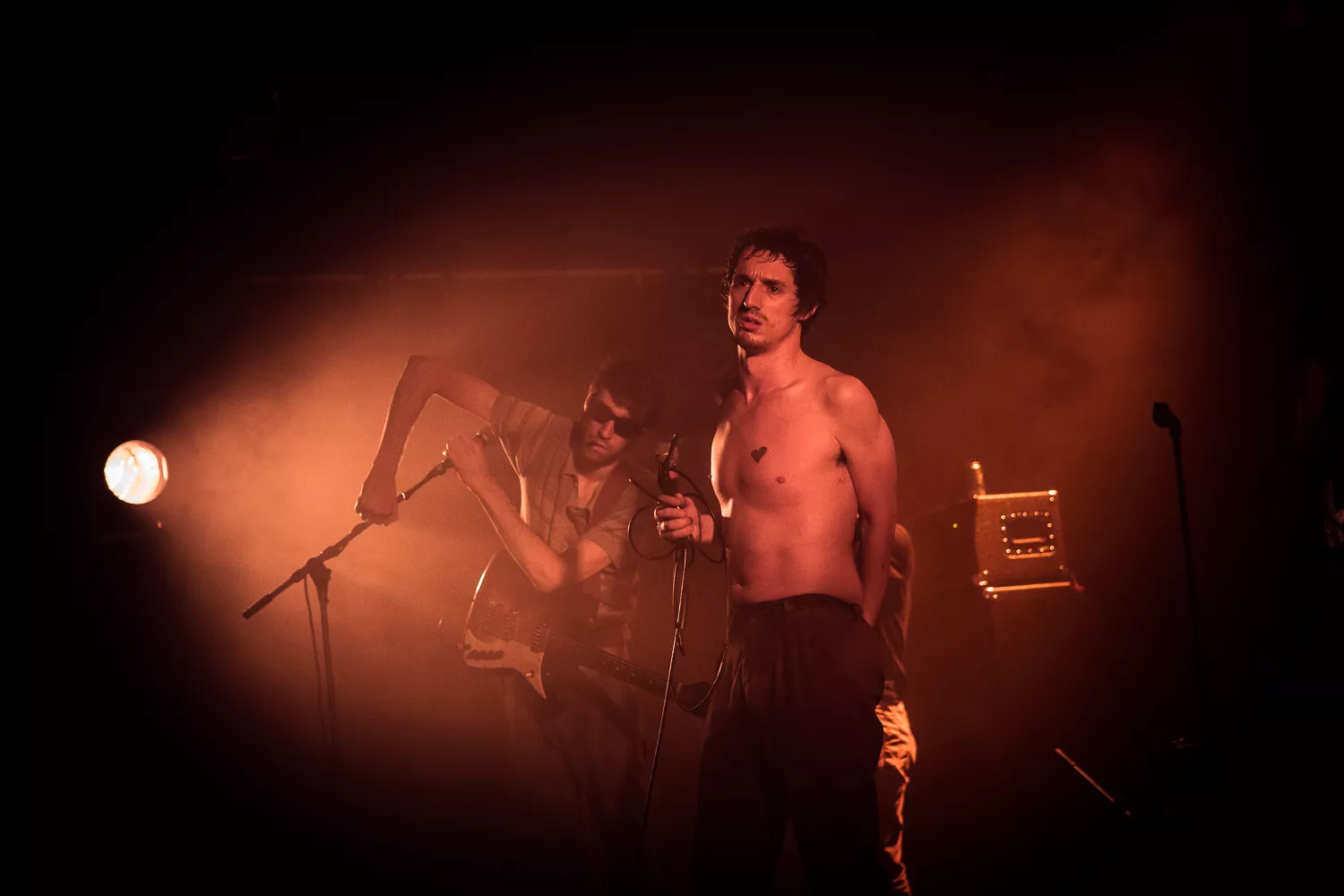 10 ÅRS TRASH: Pladeselskabet, der overlever på trods af sig selv