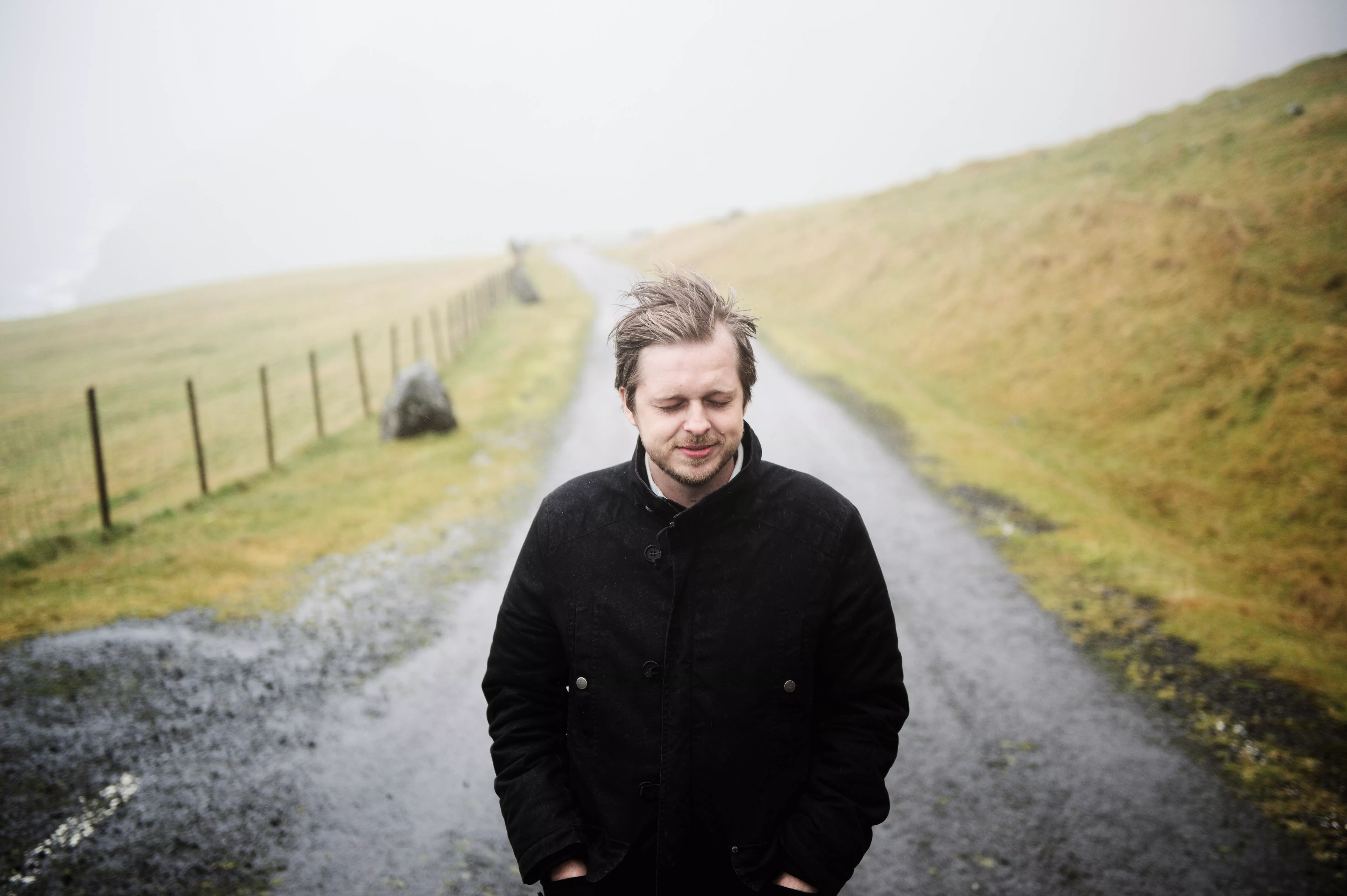 Teitur endelig tilbage med smuk ny single, “Sara” – og turné