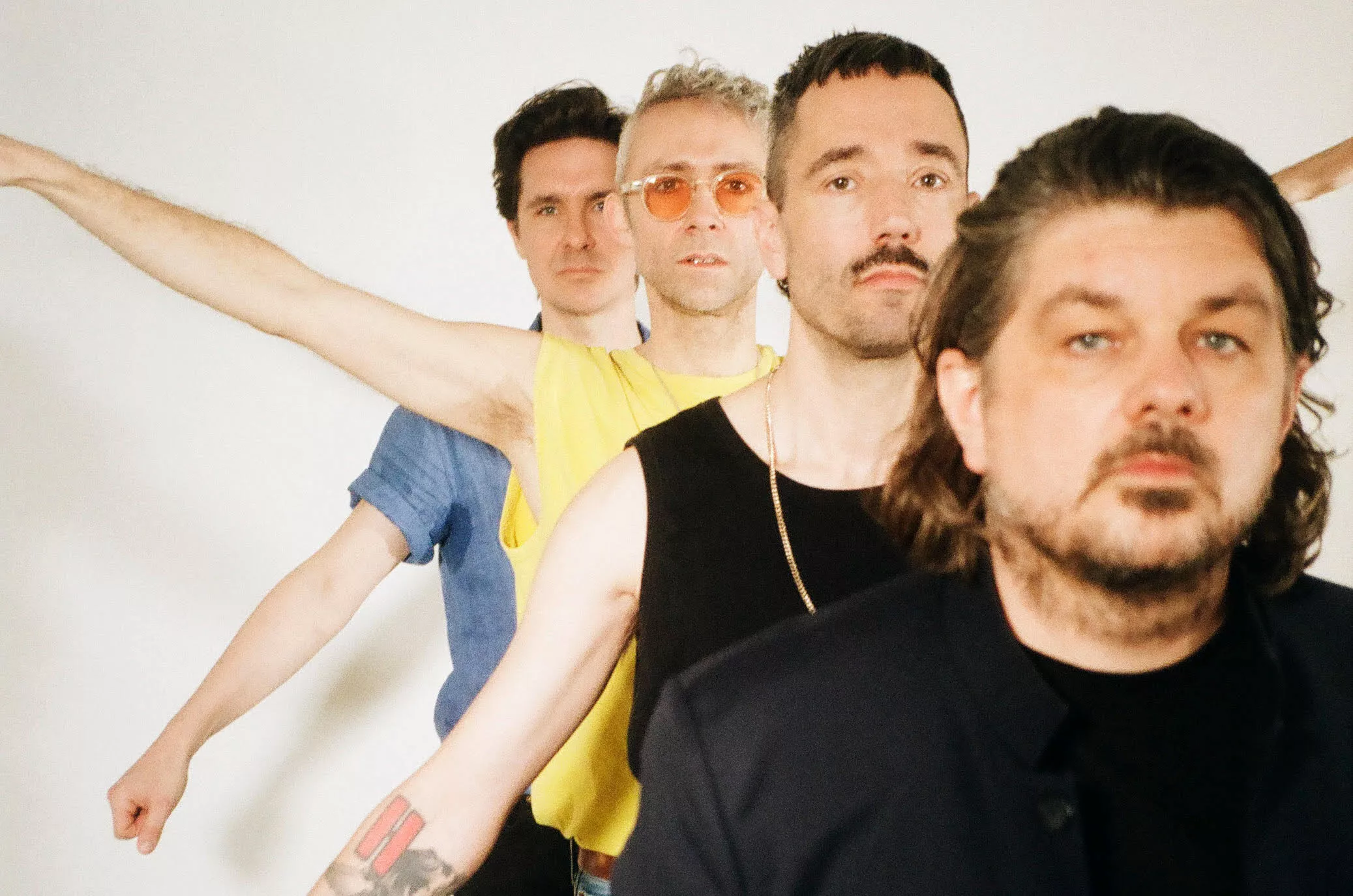 Moi Caprice slipper euforisk single fra kommende sekser