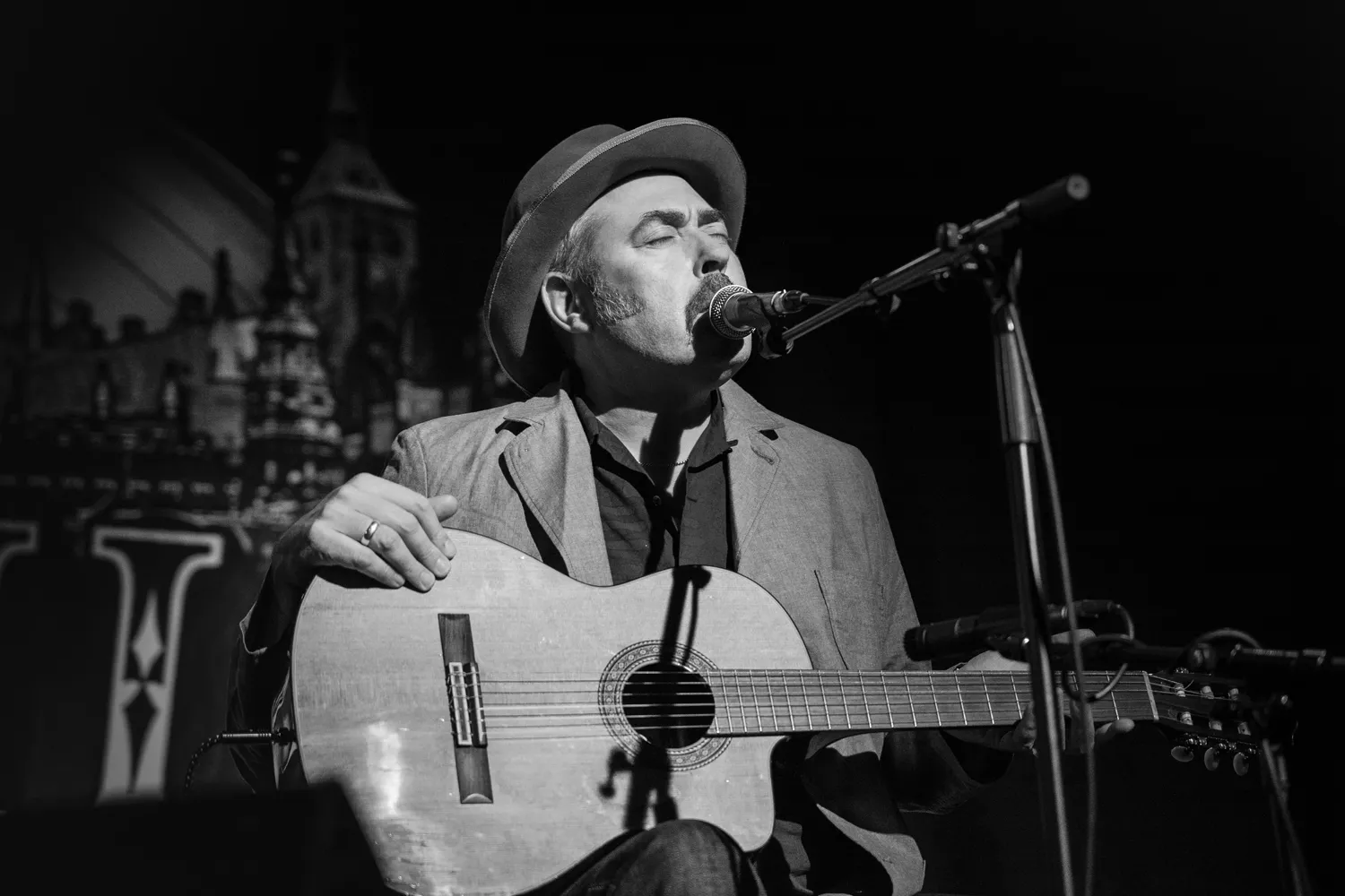 Crooner-kølige glimt af sorg, håb og Tindersticks