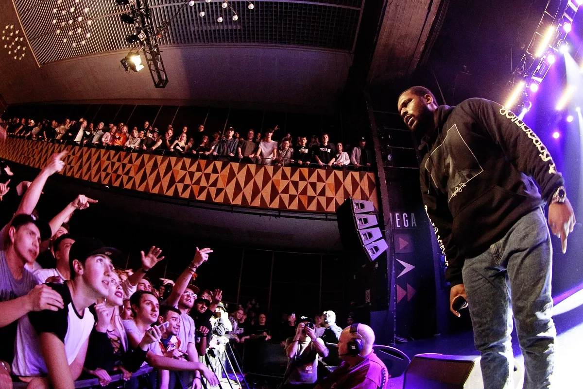 Vill han festa så är det bara festa med