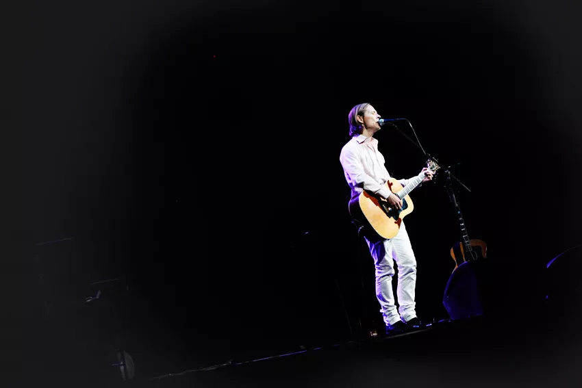 Sidste to navne til Spots Naked-koncert afsløret