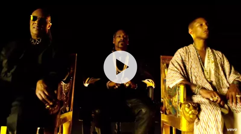 Snoop Dogg er nede med Pharrell og Stevie i ny fremtidsvideo