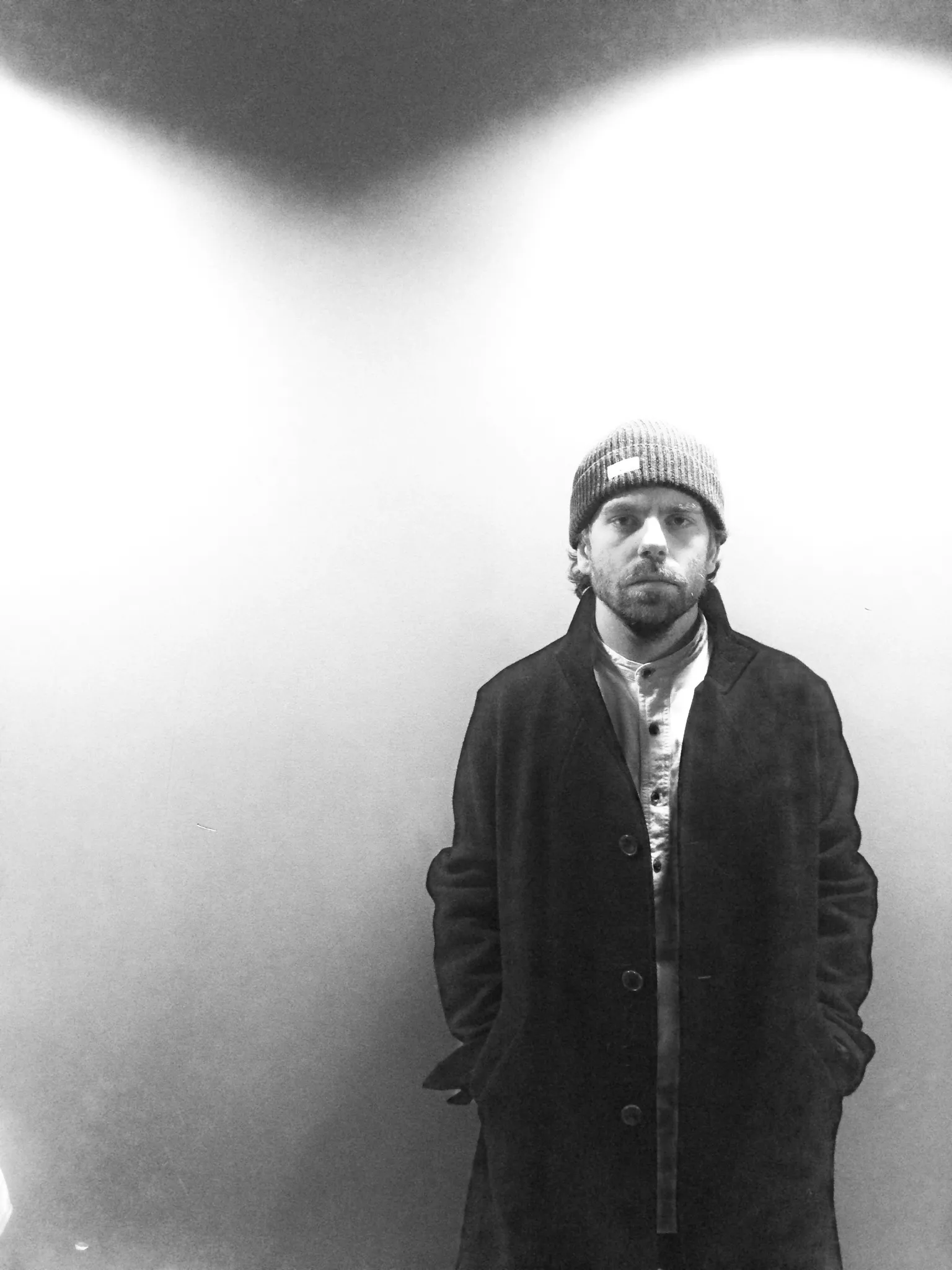 Från Death By Armborst till soloutflykt med flykting-fokus