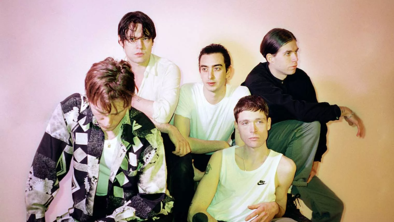 Iceage klar med ny single og video – og drager på dansk turné