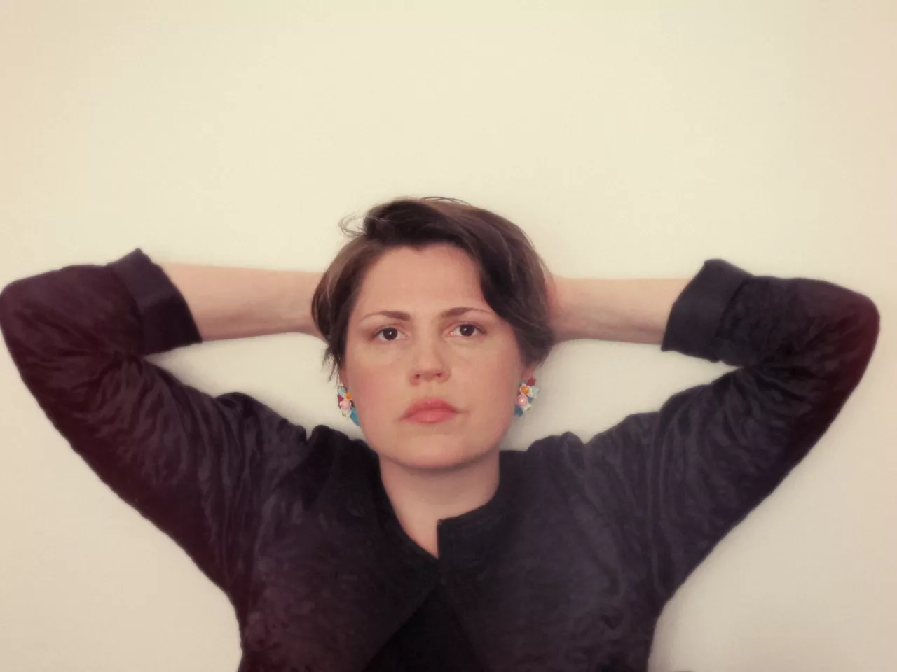 Concretes-medlem går solo − igen