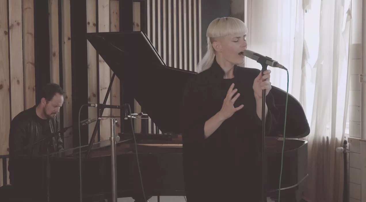 Eksklusiv live-session: Få forsmag på Kill Js kommende single