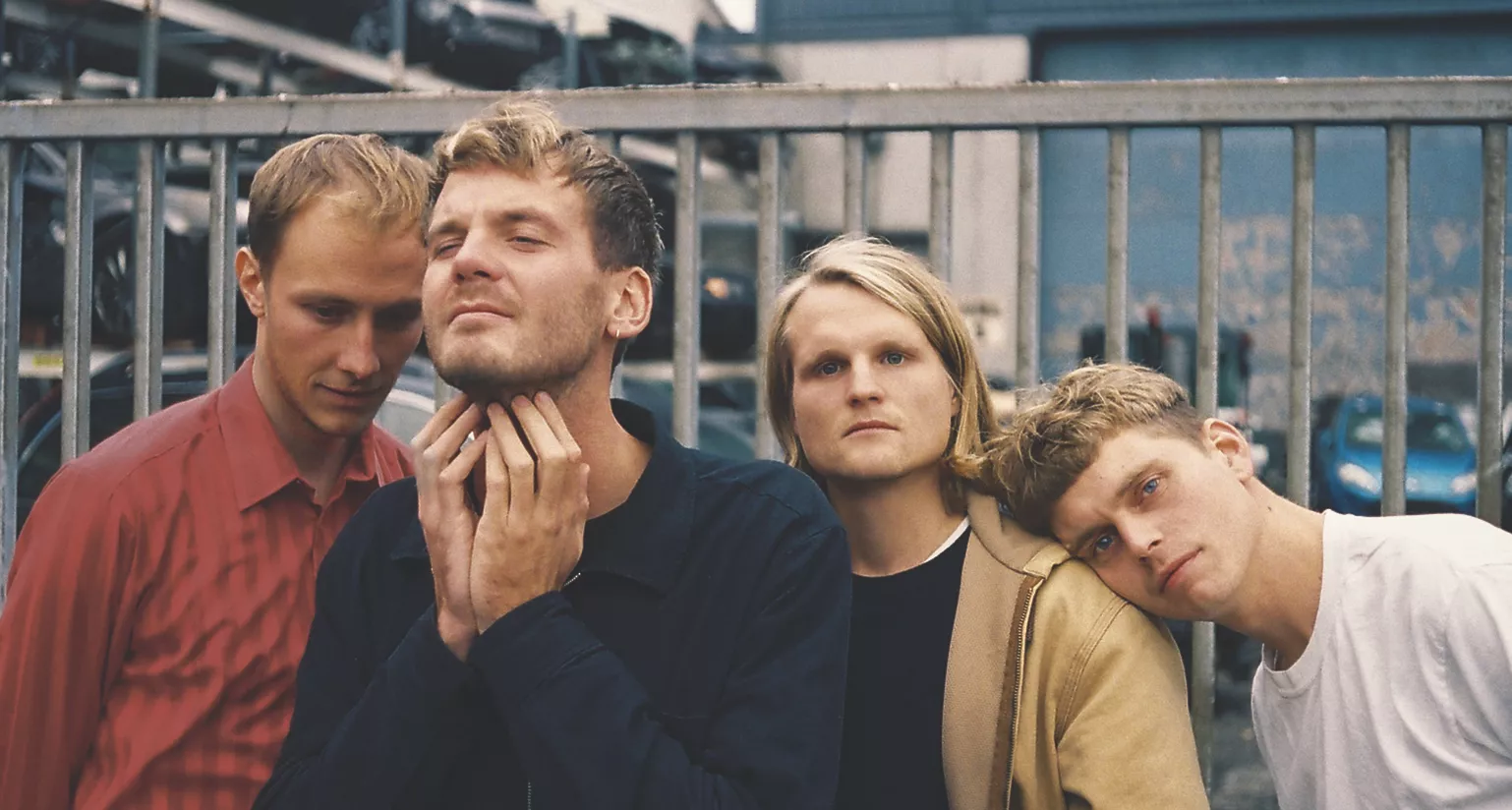 ANMELDELSE: Fugleflugten blotter sig på flot debutalbum