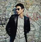 Suede siger farvel med stil