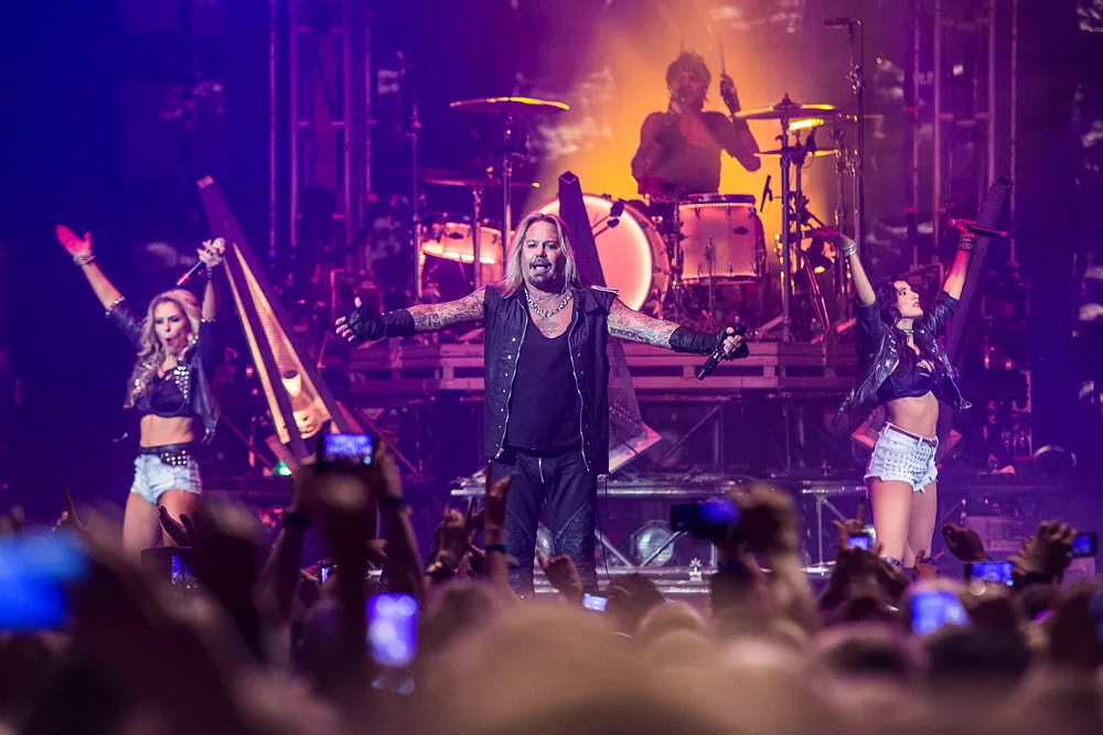 Mötley Crüe sælger hele sit bagkatalog til pladeselskab 