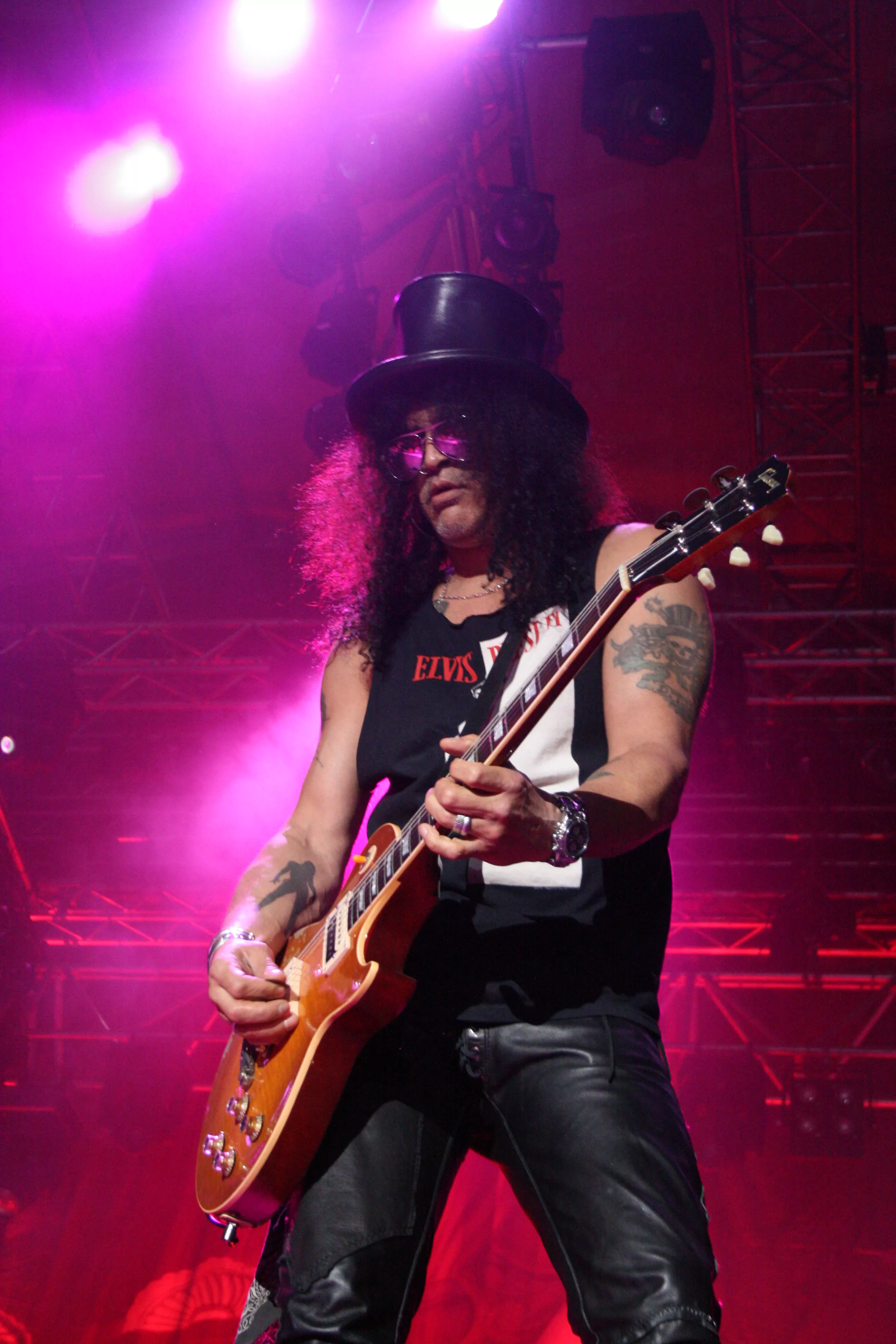Slash udgiver liveplade