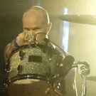 RHCP-trommeslager angriber U2 og Black Eyed Peas