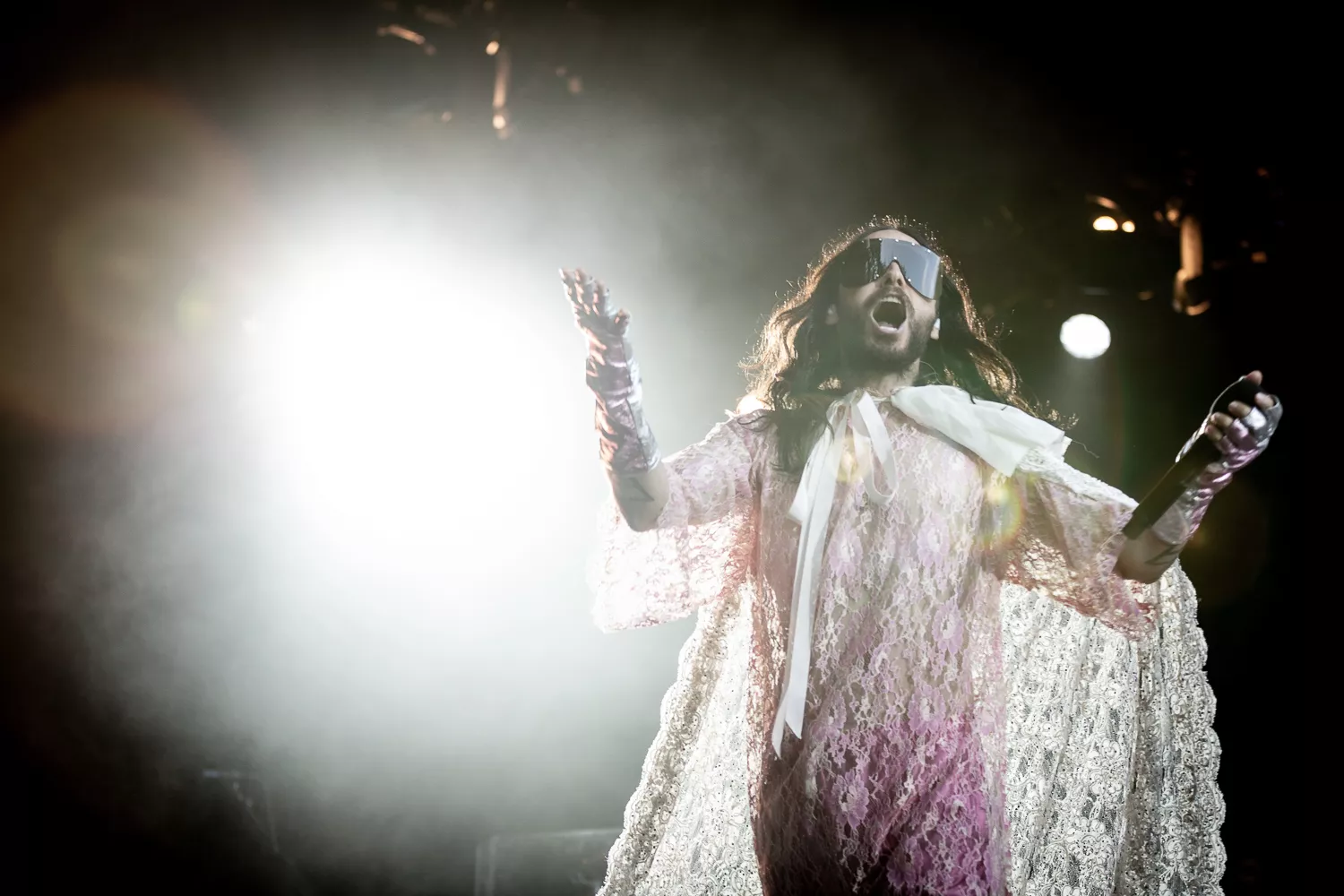 Hollywoods gulddreng er gået op i røg. Og alle er pisseligeglade.