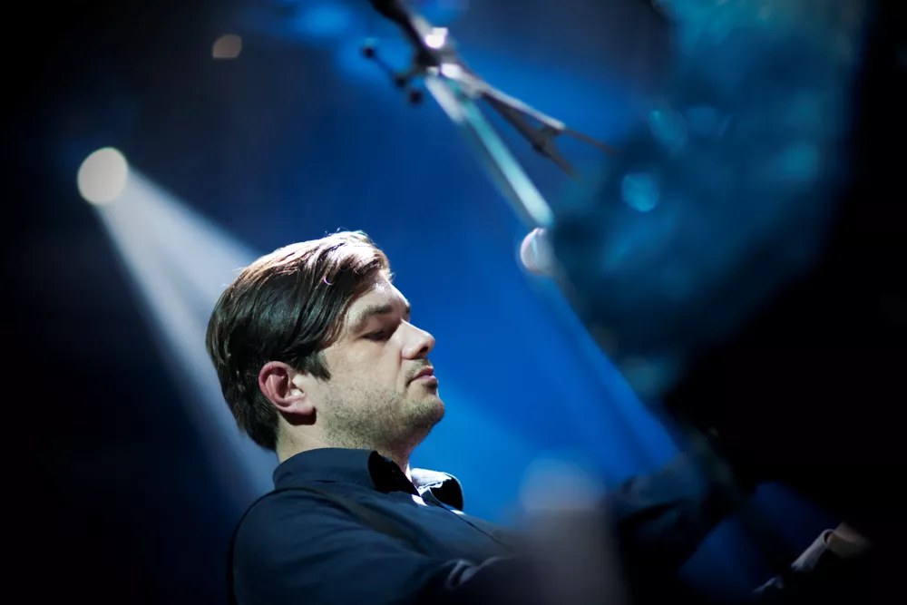 Michael Møller bliver højskolelærer og udgiver vinyl