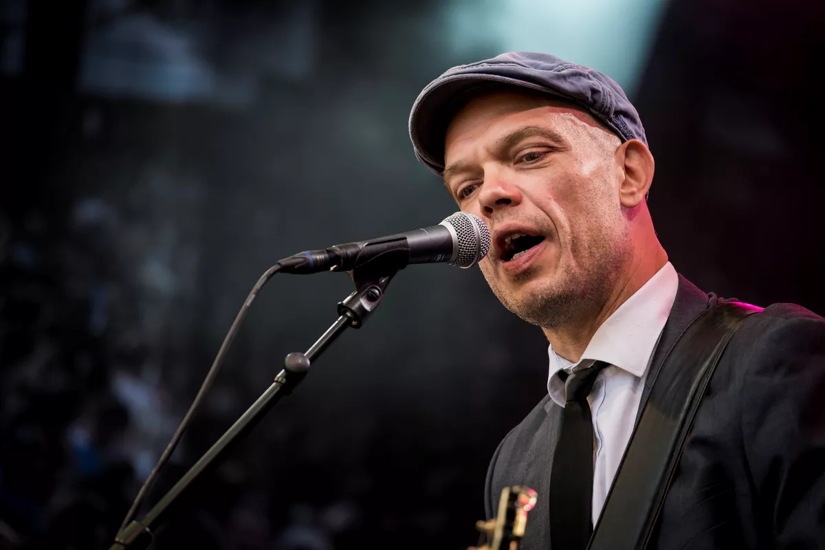 Bundsolid, men balladefattig bluesrock i bøgeskoven