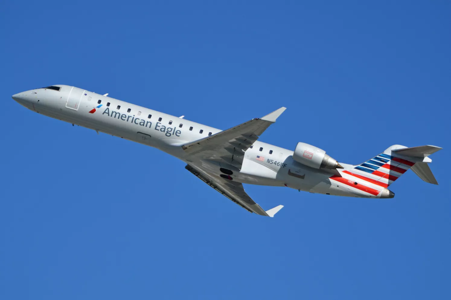 Teenager ville stjæle fly for at komme til koncert 